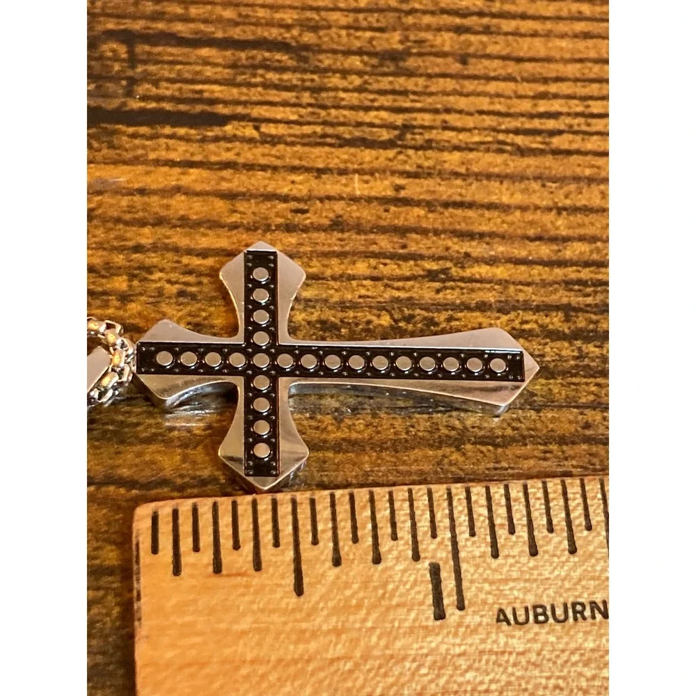 Cross Pendant Necklace EWOPT Silver Tone Black Inlay Gothic Box Chain 21.5in